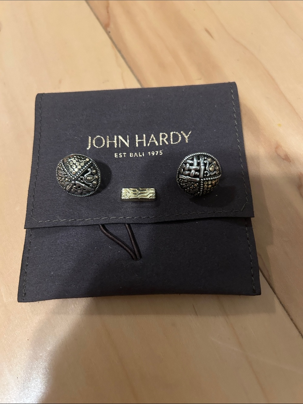 John Hardy Black and Gold Engraved Round Cufflinks with Bar